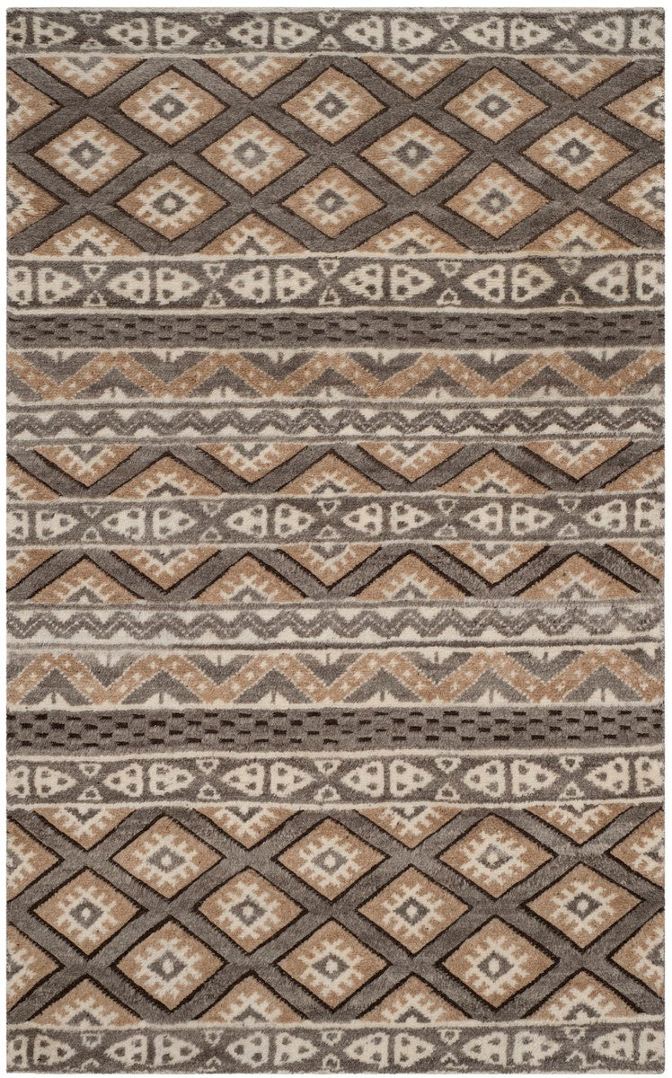 Safavieh Challe CLE319 Hand Knotted Rug