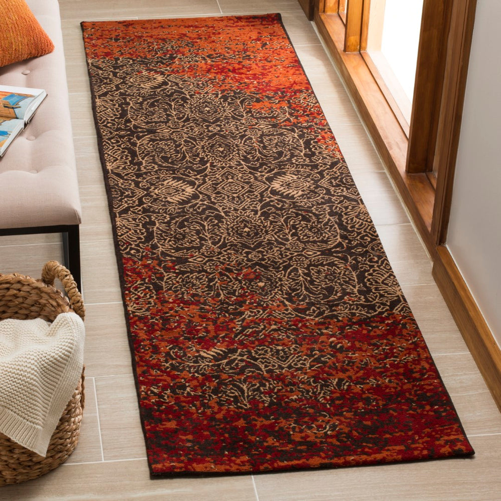 Safavieh Classic CLV224 Power Loomed Rug