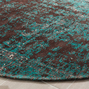 Safavieh Classic CLV225 Power Loomed Rug