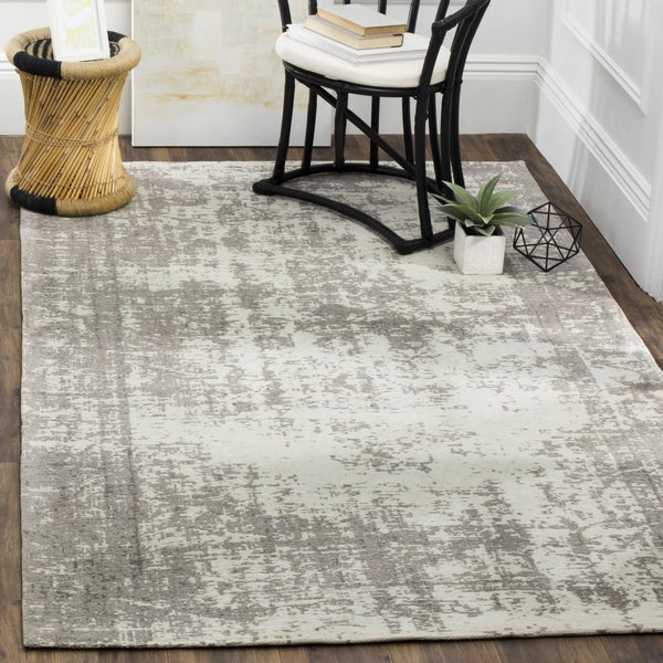 Safavieh Classic CLV225 Power Loomed Rug