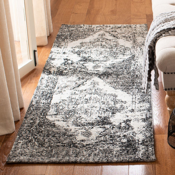 Safavieh Classic Vintage 703 Power Loomed Polyester And Chenille Traditional Rug CLV703F-28