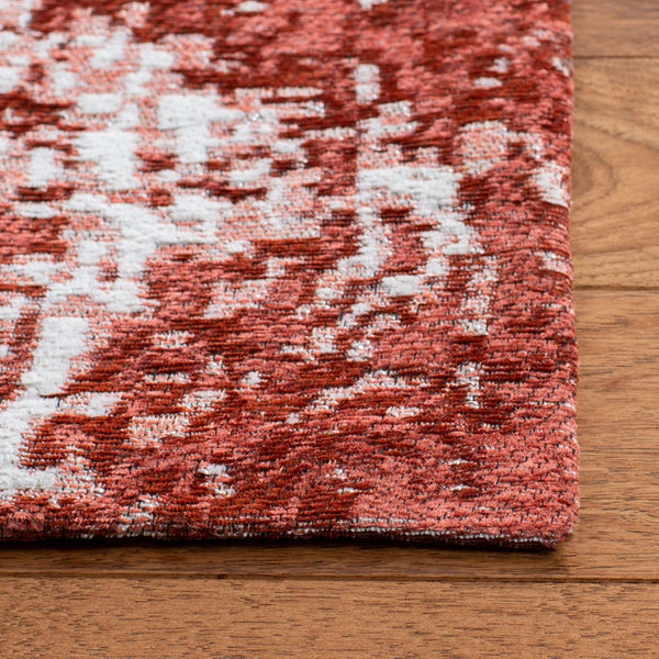 Safavieh Classic Vintage 703 Power Loomed Polyester And Chenille Traditional Rug CLV703P-28