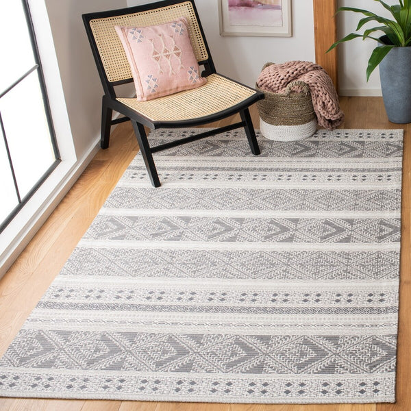 Safavieh Classic Vintage 717 Hand Woven Polyester Bohemian Rug CLV717F-4