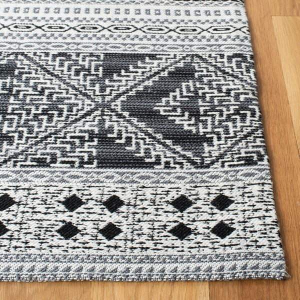 Safavieh Classic Vintage 717 Hand Woven Polyester Bohemian Rug CLV717Z-4