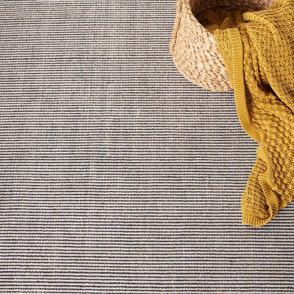 Safavieh Classic Vintage 951 Hand Loomed 60% Microfiber/40% Polyester & Cotton Rug CLV951A-8