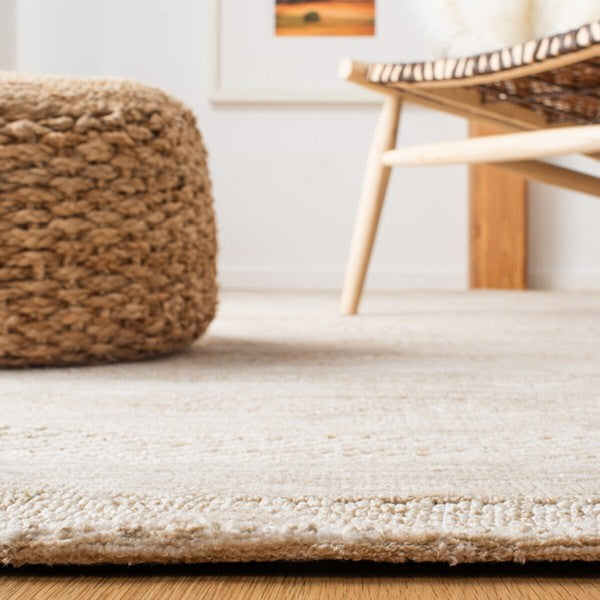 Safavieh Classic Vintage 952 Hand Loomed Micro Fiber Rug CLV952B-8