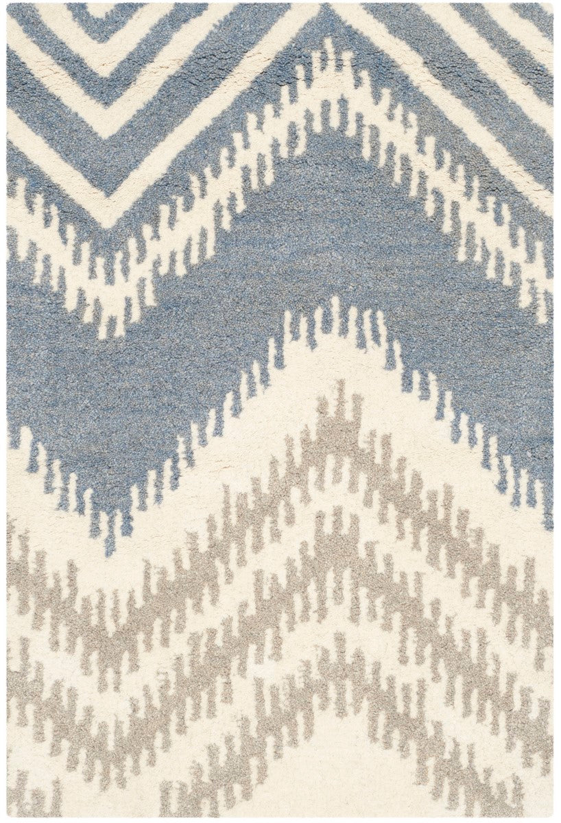 Safavieh Capri CPR445 Hand Tufted Rug