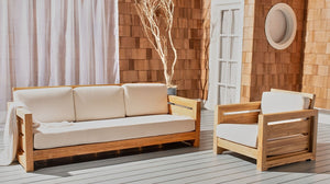 Safavieh Molokai Brazilian Teak Patio Sofa Natural / Beige Wood / Fabric / Foam CPT1044A