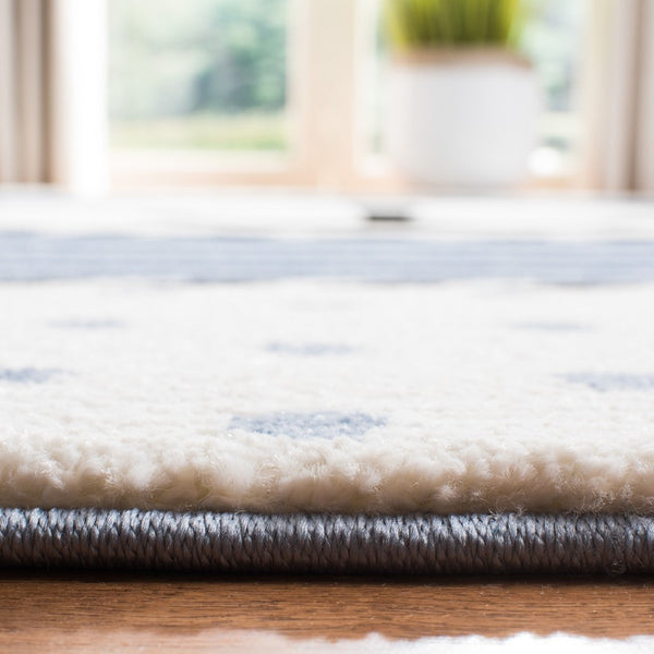 Safavieh Carousel Kids 124 Power Loomed 100% Polypropylene Kids Rug CRK124N-8SQ