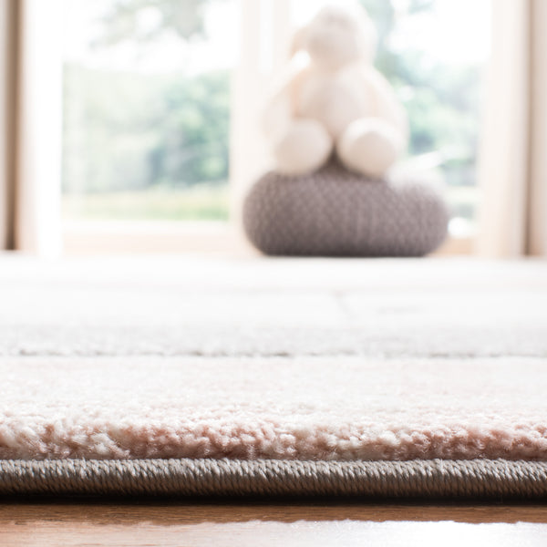 Safavieh Carousel CRK154 Power Loomed Rug