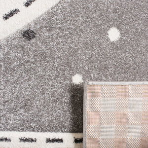 Safavieh Carousel CRK154 Power Loomed Rug