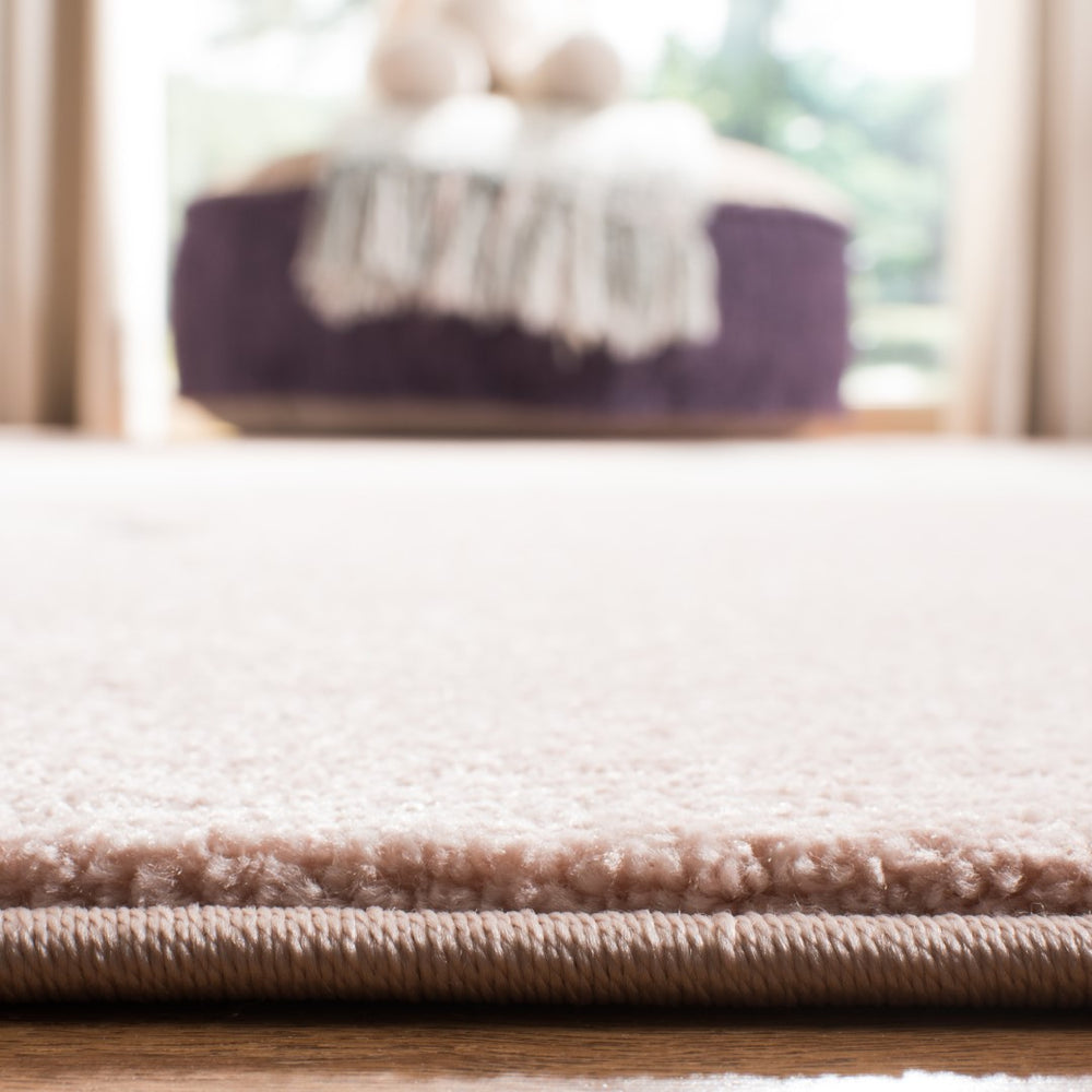 Safavieh Carousel CRK163 Power Loomed Rug