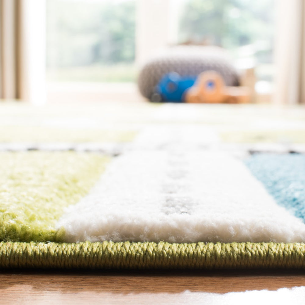 Safavieh Carousel CRK192 Power Loomed Rug