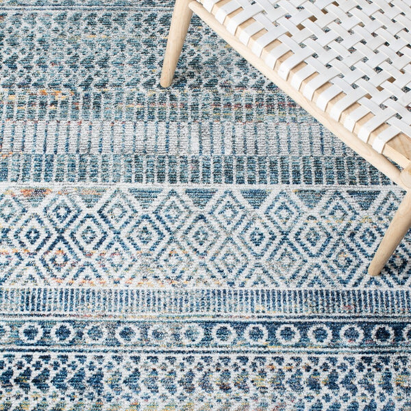 Safavieh Crystal 736 Power Loomed 66% Polypropylene/28% Polyester/6% Latex Contemporary Rug CRS736A-9