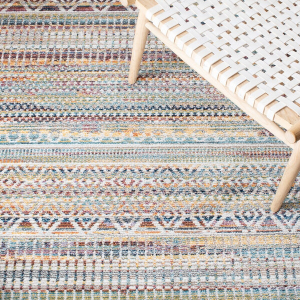 Safavieh Crystal 736 Power Loomed 66% Polypropylene/28% Polyester/6% Latex Contemporary Rug CRS736P-9