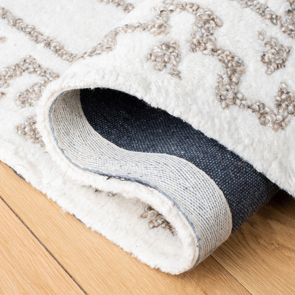 Safavieh Casablanca 205 Hand Tufted 80% Wool/10% Polyester/10% Cotton Bohemian Rug CSB205E-9