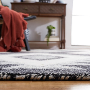 Safavieh Casablanca 226 Hand Tufted Wool Bohemian Rug CSB226Z-8