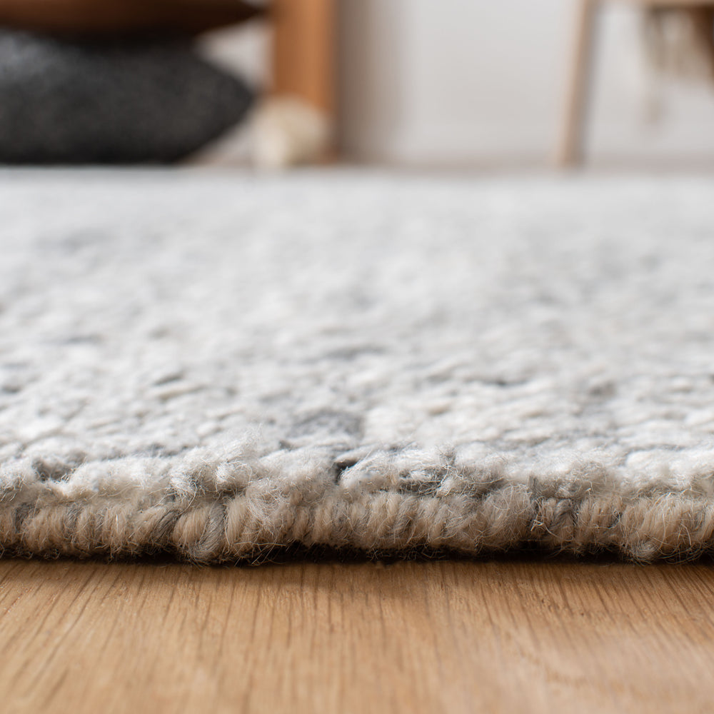 Safavieh Casablanca CSB262 Hand Knotted Rug