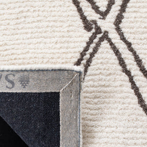 Safavieh Casablanca CSB350 Hand Tufted Rug