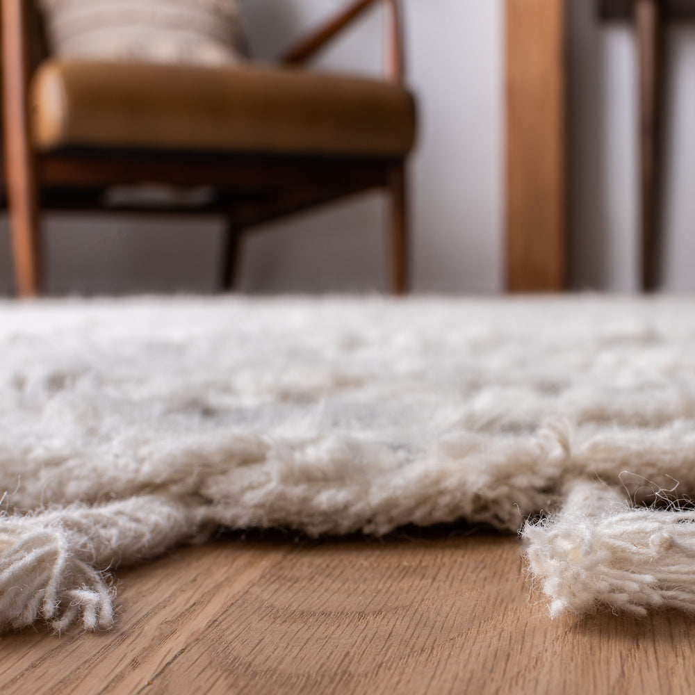 Safavieh Casablanca CSB459 Hand Tufted Rug