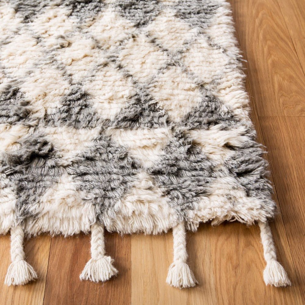 Safavieh Casablanca CSB476 Hand Woven Rug