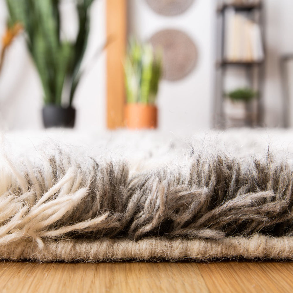 Safavieh Casablanca CSB476 Hand Woven Rug