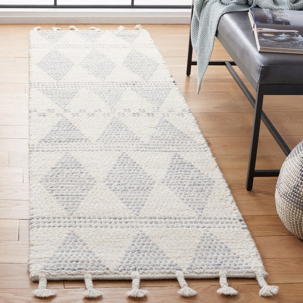 Casablanca 488 With Tassel Bohemian Hand Woven 100% Wool Pile Rug Ivory / Grey