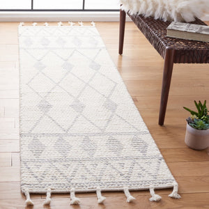Casablanca 490 With Tassel Bohemian Hand Woven 100% Wool Pile Rug Ivory / Grey