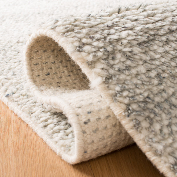 Safavieh Casablanca 521 Hand Knotted Wool Rug CSB521F-9