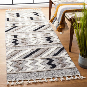 Casablanca 526 Hand Knotted 100% Wool Rug with Luxurious Tassels for Elegant Home Decor