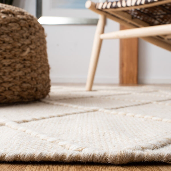 Casablanca 575 With Tassel Handloomed 80% Wool, 20% Cotton Bohemian Rug Beige / Ivory 80% WOOL, 20% COTTON CSB575B-8