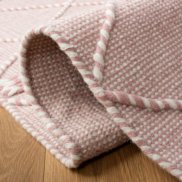 Casablanca 575 With Tassel Handloomed 80% Wool, 20% Cotton Bohemian Rug Pink / Ivory 80% WOOL, 20% COTTON CSB575U-8
