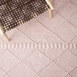 Casablanca 575 With Tassel Handloomed 80% Wool, 20% Cotton Bohemian Rug Pink / Ivory 80% WOOL, 20% COTTON CSB575U-8