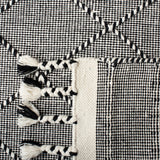 Casablanca 575 With Tassel Handloomed 80% Wool, 20% Cotton Bohemian Rug Black / Ivory 80% WOOL, 20% COTTON CSB575Z-8
