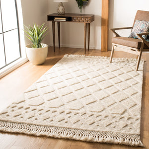 Safavieh Casablanca CSB651 Tufted Rug