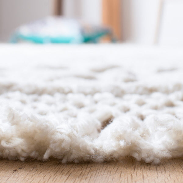 Safavieh Casablanca Shag 651 W/ Tassel Hand Tufted 80 % Polyester 20 % Cotton Shag & Flokati Rug CSB651A-9