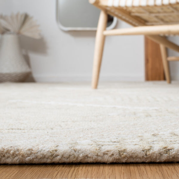 Safavieh Casablanca 775 Hand Tufted 90% Wool/10% Viscose Pile Rug CSB775D-8