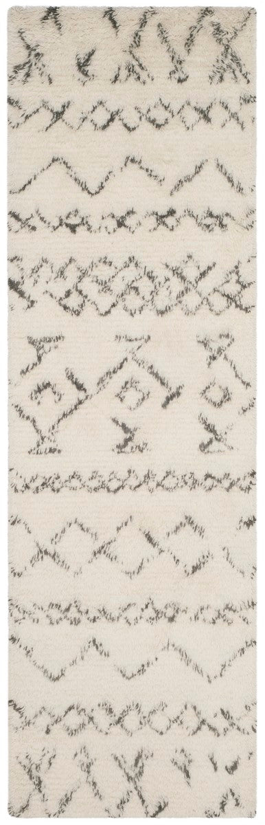 Safavieh Casablanca CSB827 Hand Tufted Rug