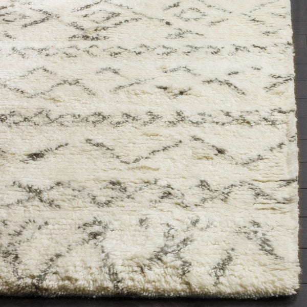 Casablanca Shag Hand-Tufted Rug in Luxurious New Zealand Wool for Cozy and Stylish Interiors