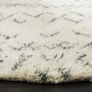 Casablanca Shag Hand-Tufted Rug in Luxurious New Zealand Wool for Cozy and Stylish Interiors