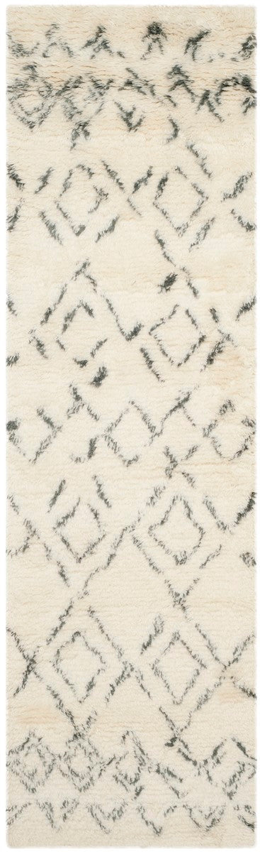 Safavieh Casablanca CSB845 Hand Tufted Rug