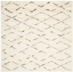 Safavieh Casablanca CSB847 Hand Tufted Rug