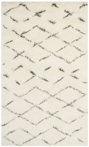 Safavieh Casablanca CSB847 Hand Tufted Rug