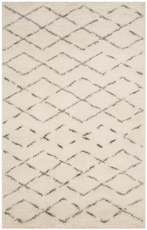 Safavieh Casablanca CSB847 Hand Tufted Rug