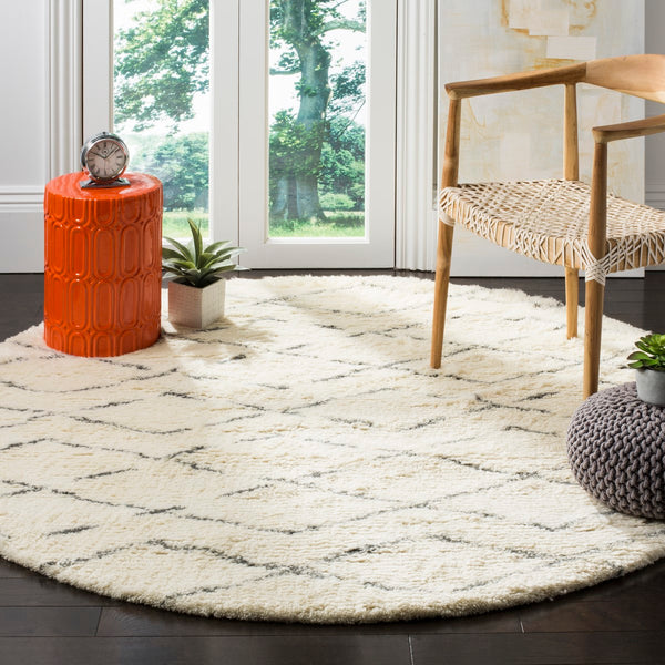 Safavieh Casablanca CSB847 Hand Tufted Rug