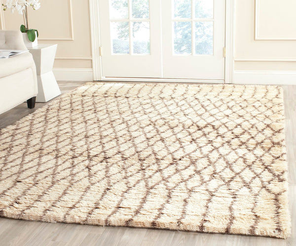 Safavieh Casablanca CSB860 Hand Tufted Rug