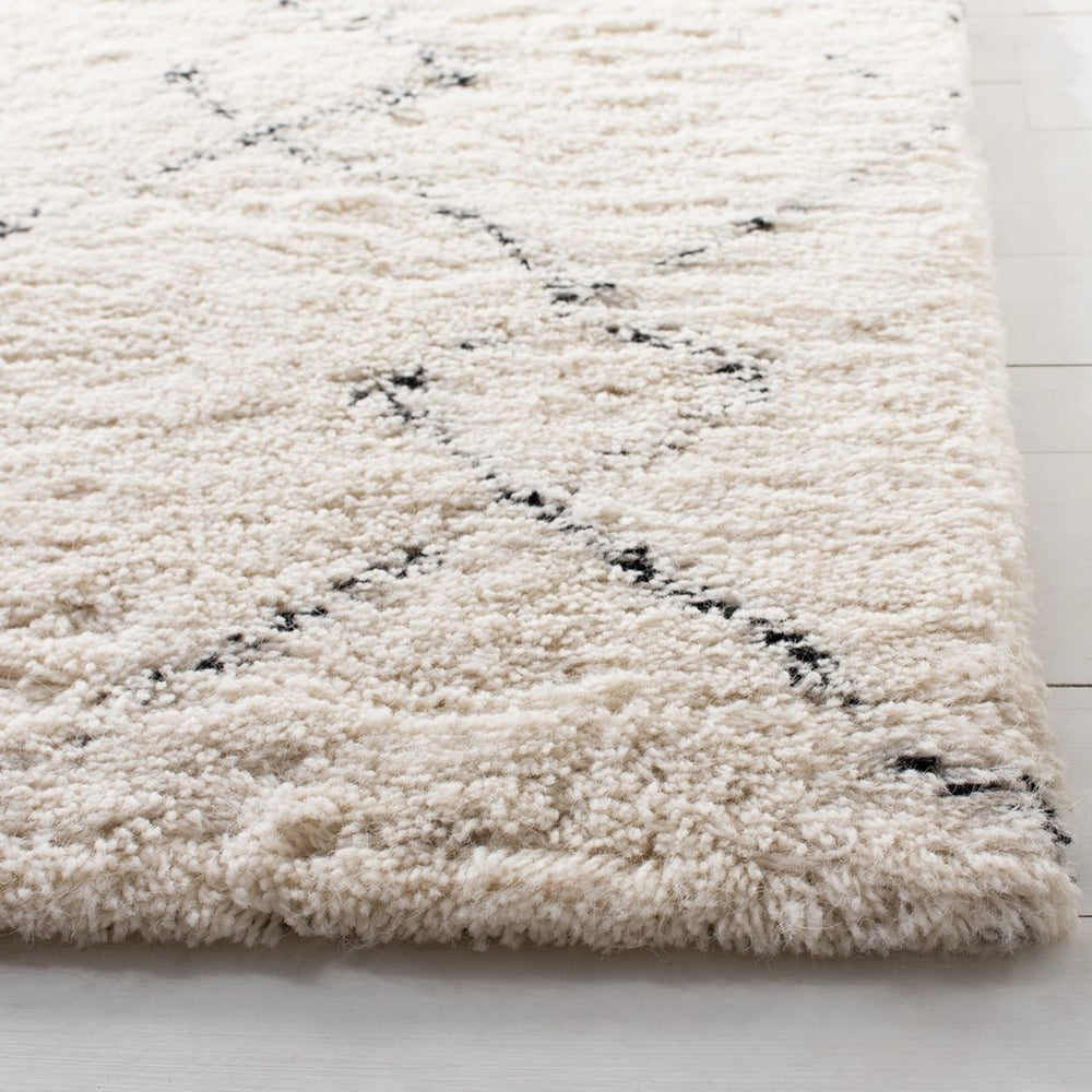 Safavieh Casablanca Shag 915 Hand Tufted Wool Shag & Flokati Rug CSB915A-28