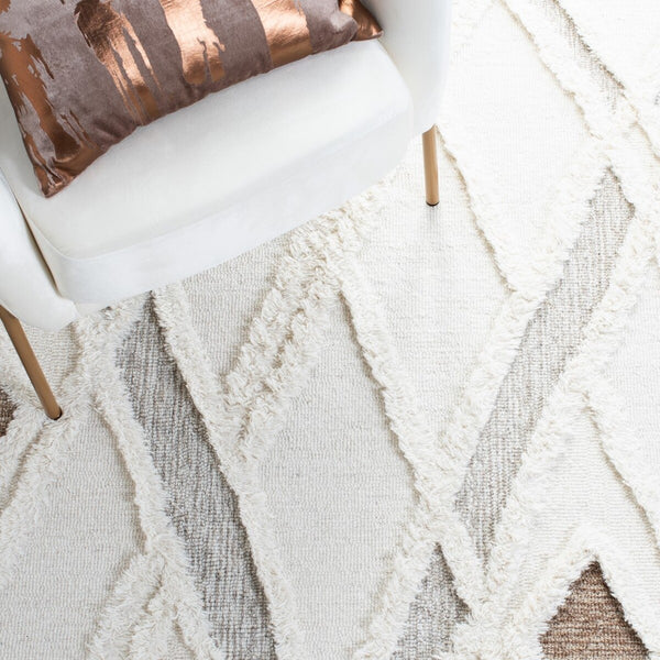 Safavieh Casablanca 975 Hand Tufted 80% Wool, 20% Cotton Rug CSB975A-9