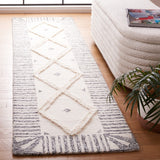 Safavieh Casablanca 987 Hand Tufted 80% Wool/20% Cotton Rug CSB987A-8