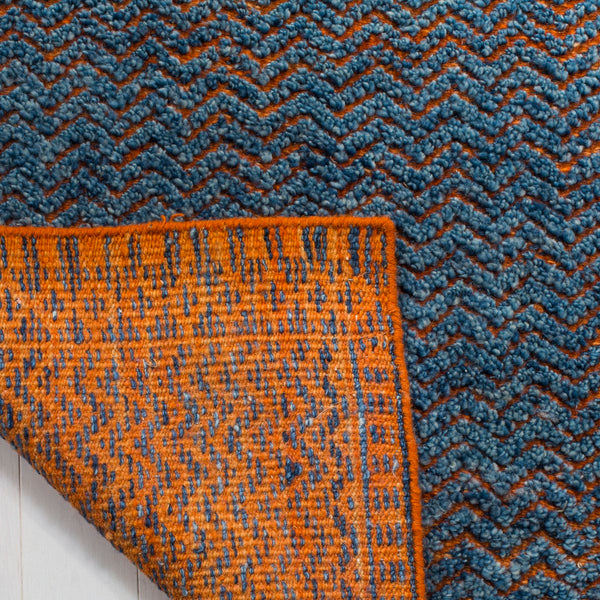 Safavieh Castilla CST157 Hand Knotted Rug